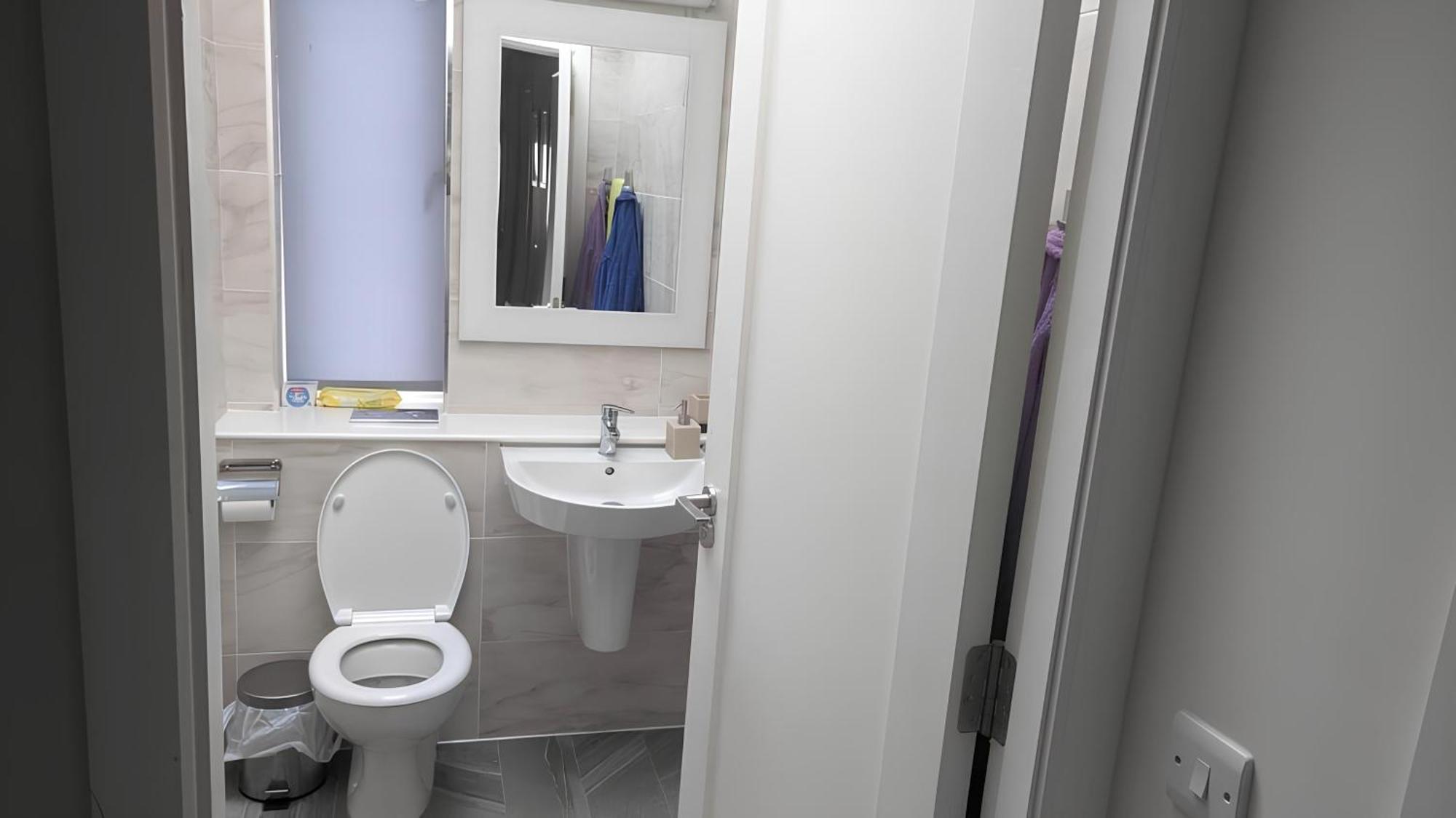 New House, Private Rooms In A Peaceful Neighborhood Dublin Kültér fotó